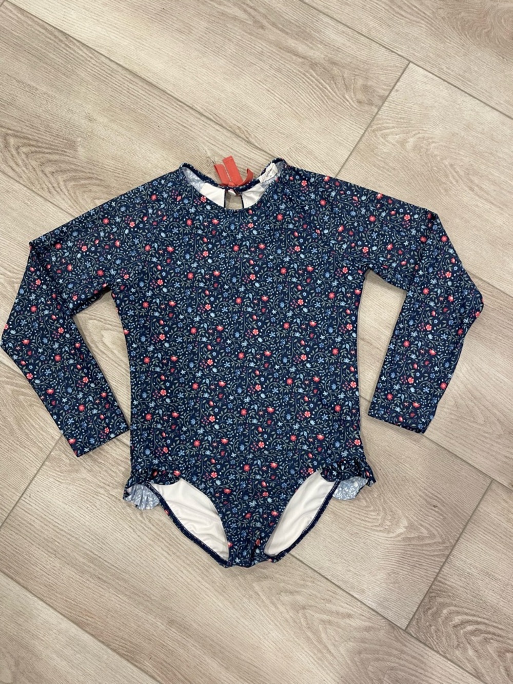 Minnow girls midnight vineyard rashguard one piece, size 11/12, EUC